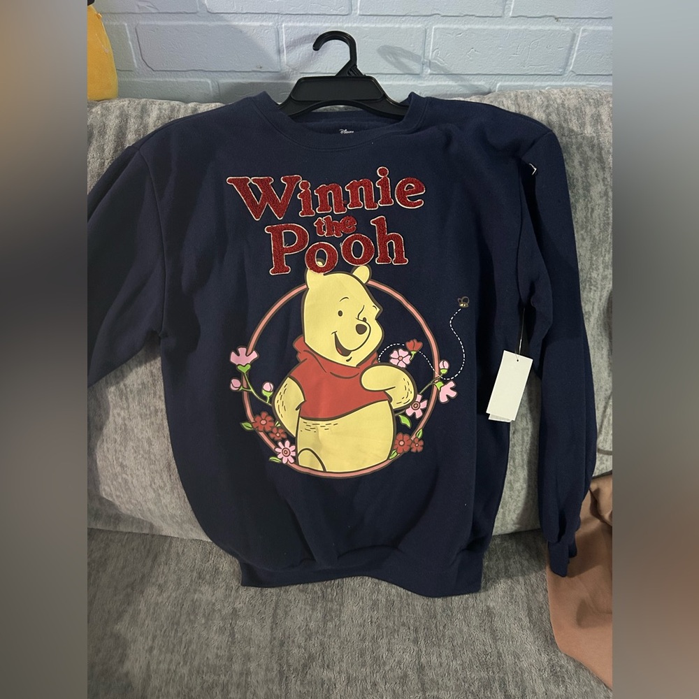 Winnie Pooh Sweater !